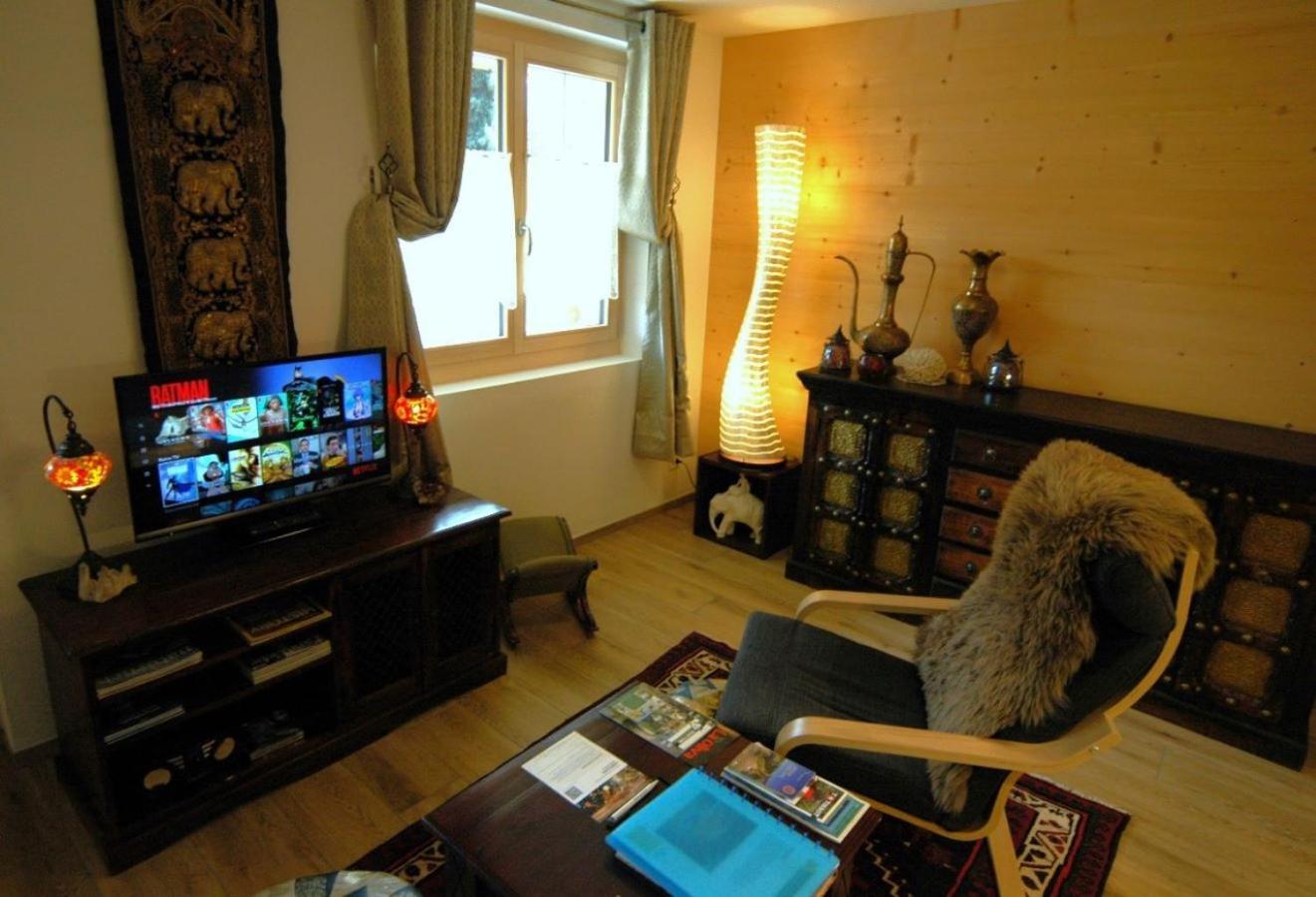 Large Deluxe Studio For 2 - Chalet Lovo Lenk im Simmental Extérieur photo