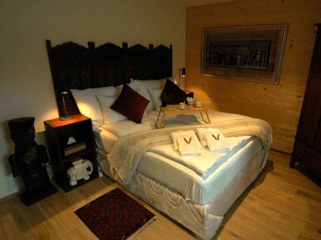 Large Deluxe Studio For 2 - Chalet Lovo Lenk im Simmental Extérieur photo